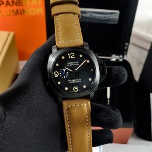 Luminor Panerai Marina Carbotech Black 44mm